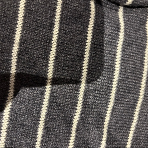 NWT sweater dress.  Size xs - Picture 5 of 5